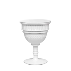 Qeeboo CAPITOL Side Table -Furniture Shop 02a qeeboo capitol sidetable design studio job white