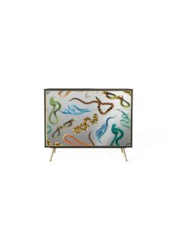 Seletti Snakes Mirror Chest Of Drawers -Furniture Shop 14522 3 drawers front e72bbab1 5327 46fc b6e4 4aae92113b1c