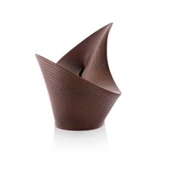 Magis Folly Sofa Brown Ron Arad -Furniture Shop Folly Bench 2 1024x1024 be1e58ce 51d8 457d 8c3c 1d0f076287a3