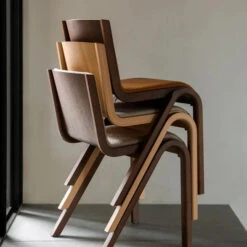 Audo READY Chair -Furniture Shop MENU Ready Dining Chair 2 600x ac4c7a4b 0fab 4661 b296 3091df7b5dc6