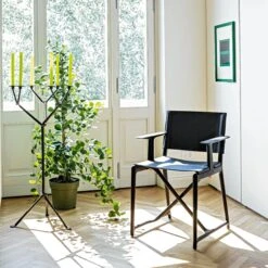 Magis Folding Director's Chair Stanley By Philippe Starck -Furniture Shop Magis Stanley chair ambient SD1930 black leather 01