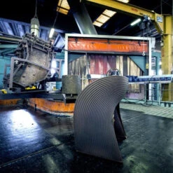 Magis Ron Arad Raviolo Chair -Furniture Shop Magis raviolo process production SD581 01 810x540 1