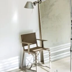 Magis Folding Director's Chair Stanley By Philippe Starck -Furniture Shop Magis stanley ambient mono SD1930 beige 01 scaled 1
