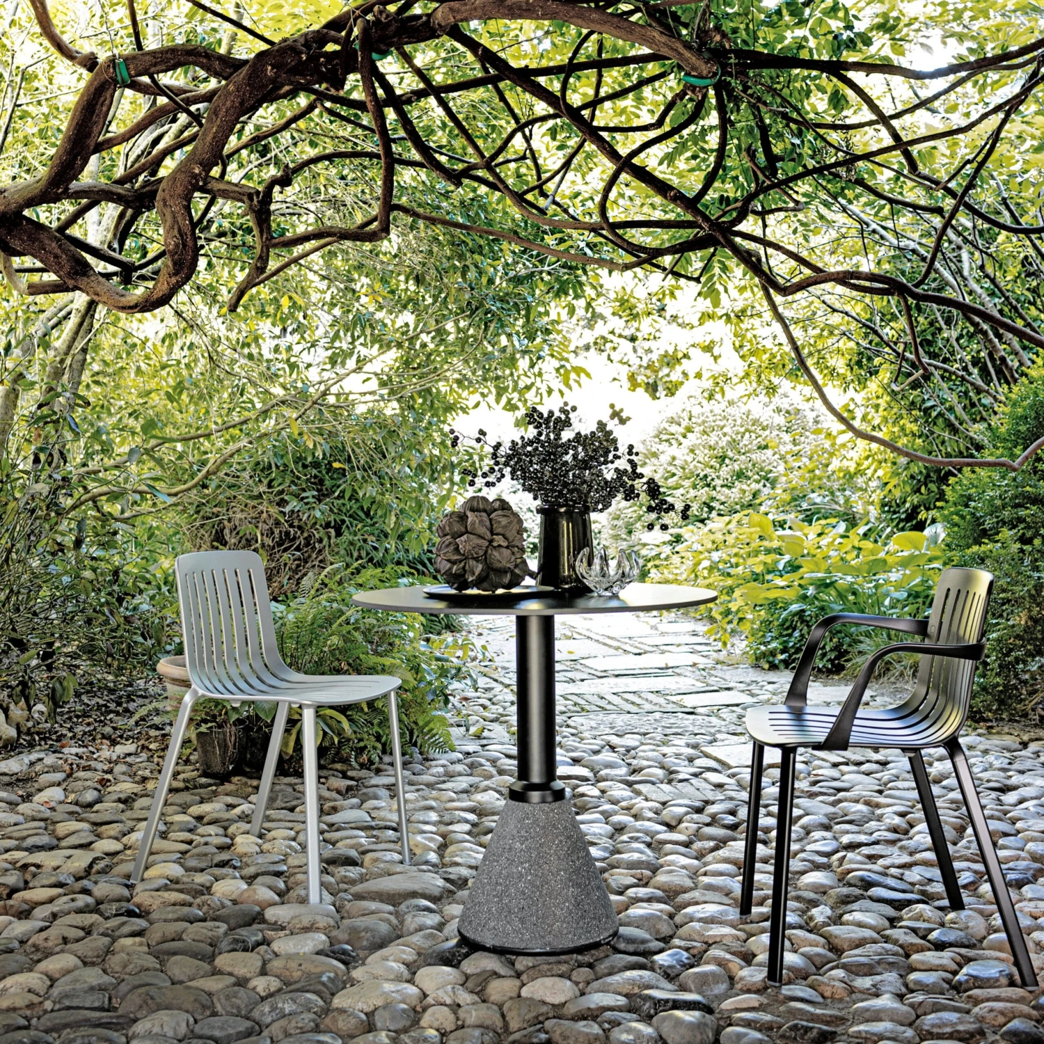 Magis Bistro Table H72cm 2 Magis Bistro Table H72cm - Image 2