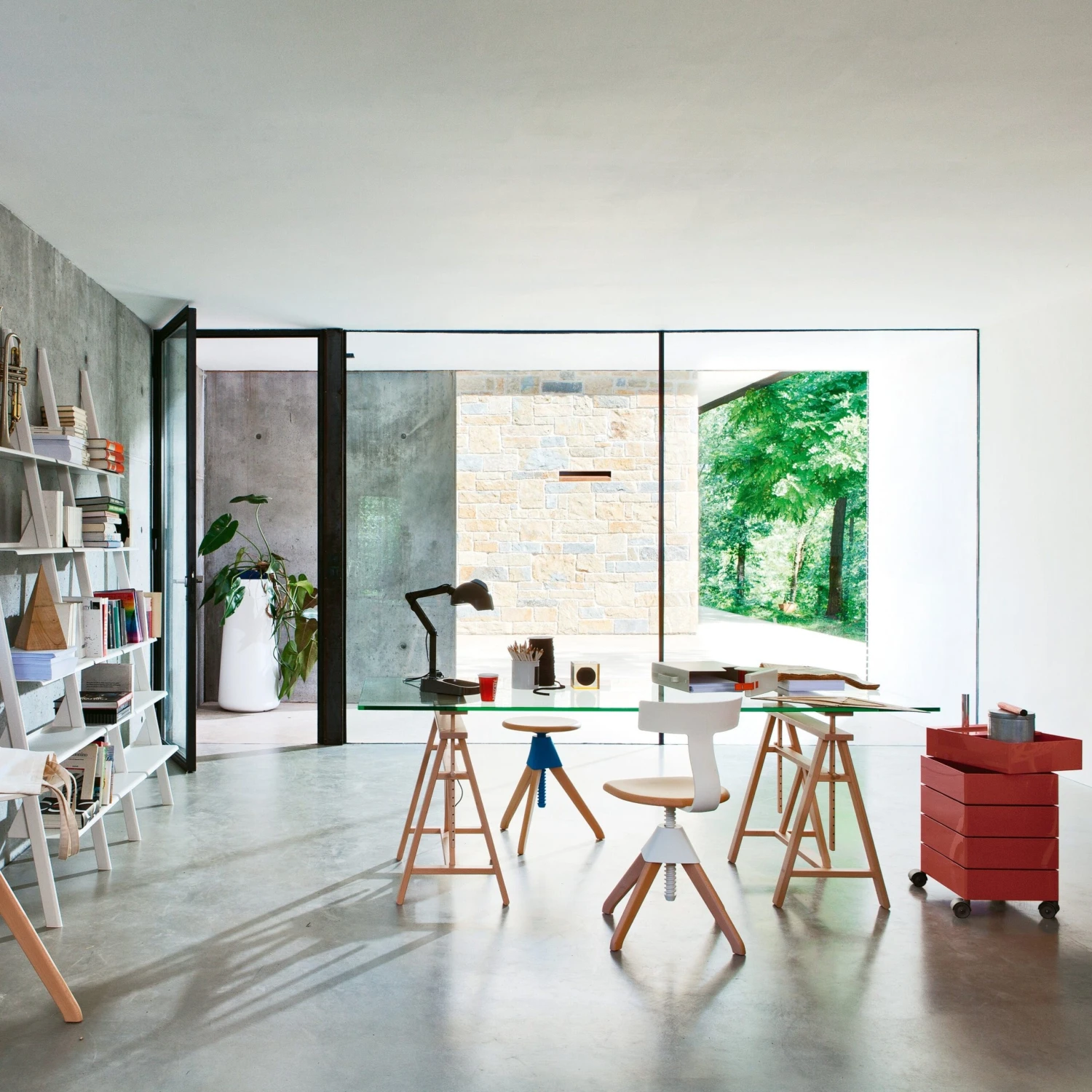 Magis Jerry The Wild Bunch Adjustable Stool 4 Magis Jerry The Wild Bunch Adjustable Stool - Image 4