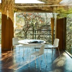 Magis XZ3 Round Table -Furniture Shop Magis xz3 ambient multi TV184 TV186 white 01 scaled 1