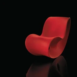 Magis Voido Rocking Chair Ron Arad -Furniture Shop Voido rot 440x440 1