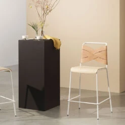 Design House Stockholm TORSO Bar Stool -Furniture Shop image3 2497 torsobarstoolwhite lifestyle