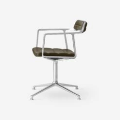 Vipp 452 Swivel Chair W Feet -Furniture Shop vipp 452 swivel chair polished green leather gliders 01 web 0