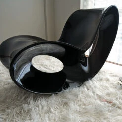 Magis Voido Rocking Chair Ron Arad -Furniture Shop voido schwarz ambiente 1200x1200 1